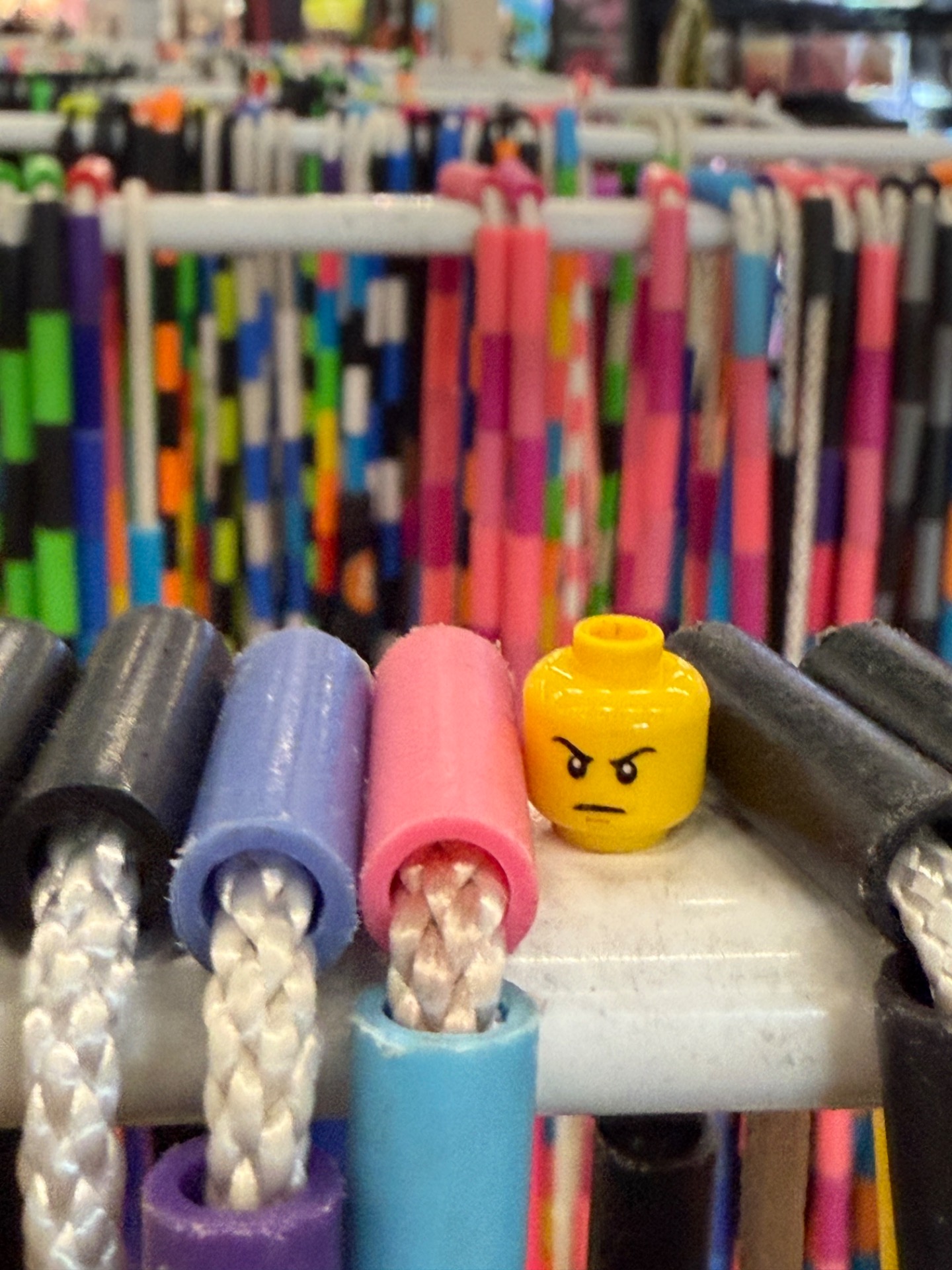 Ropeen osaston vieressä oli Legon palikkaosasto, josta meillekin saatiin välillä osuus ;)